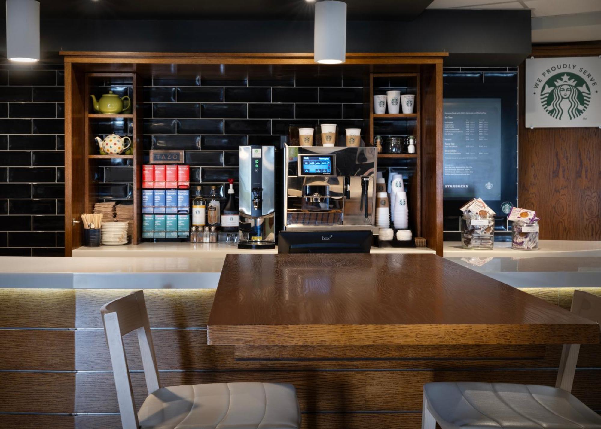 Holiday Inn Huntingdon Racecourse By Ihg Buitenkant foto