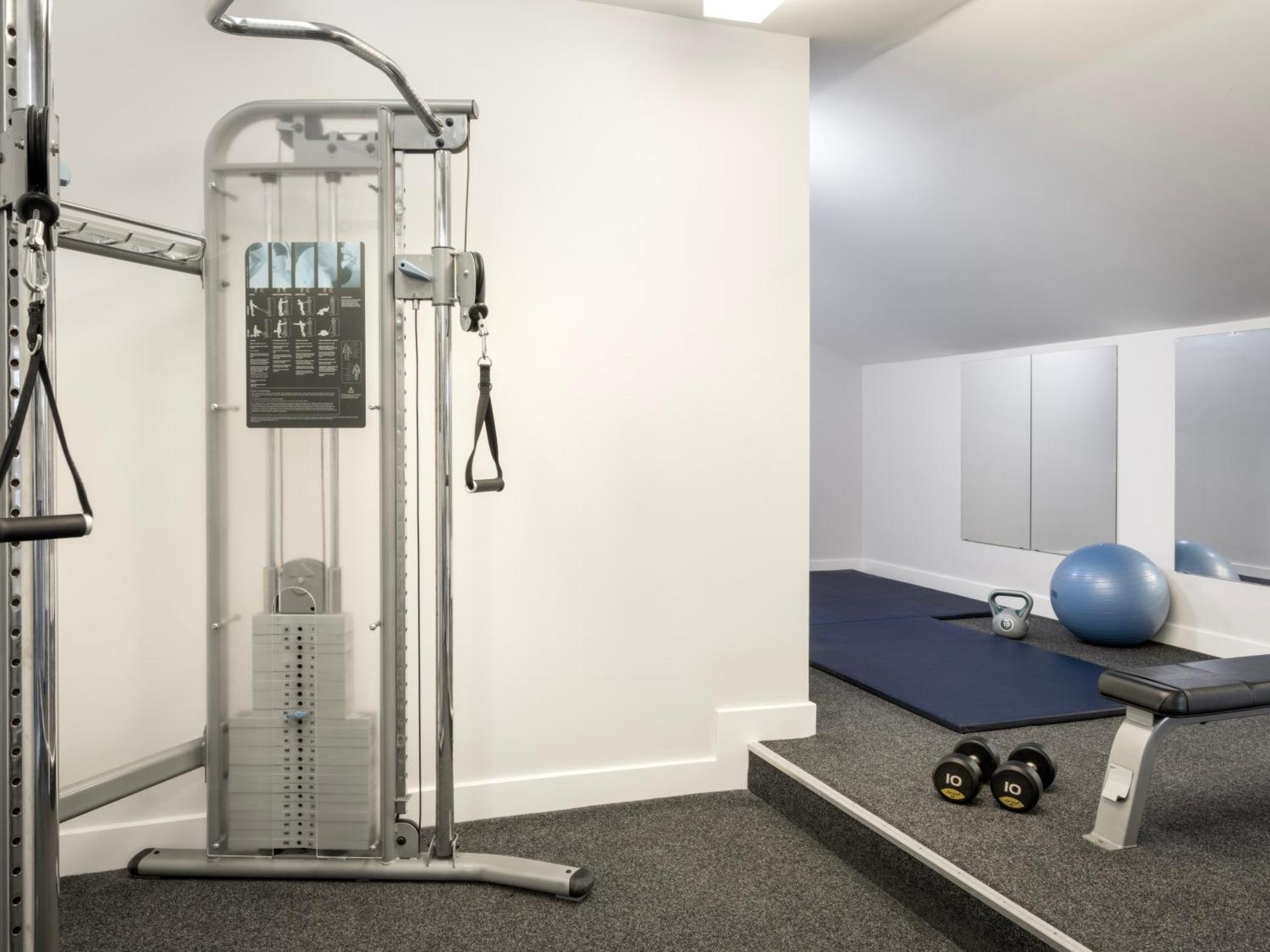 Holiday Inn Huntingdon Racecourse By Ihg Buitenkant foto