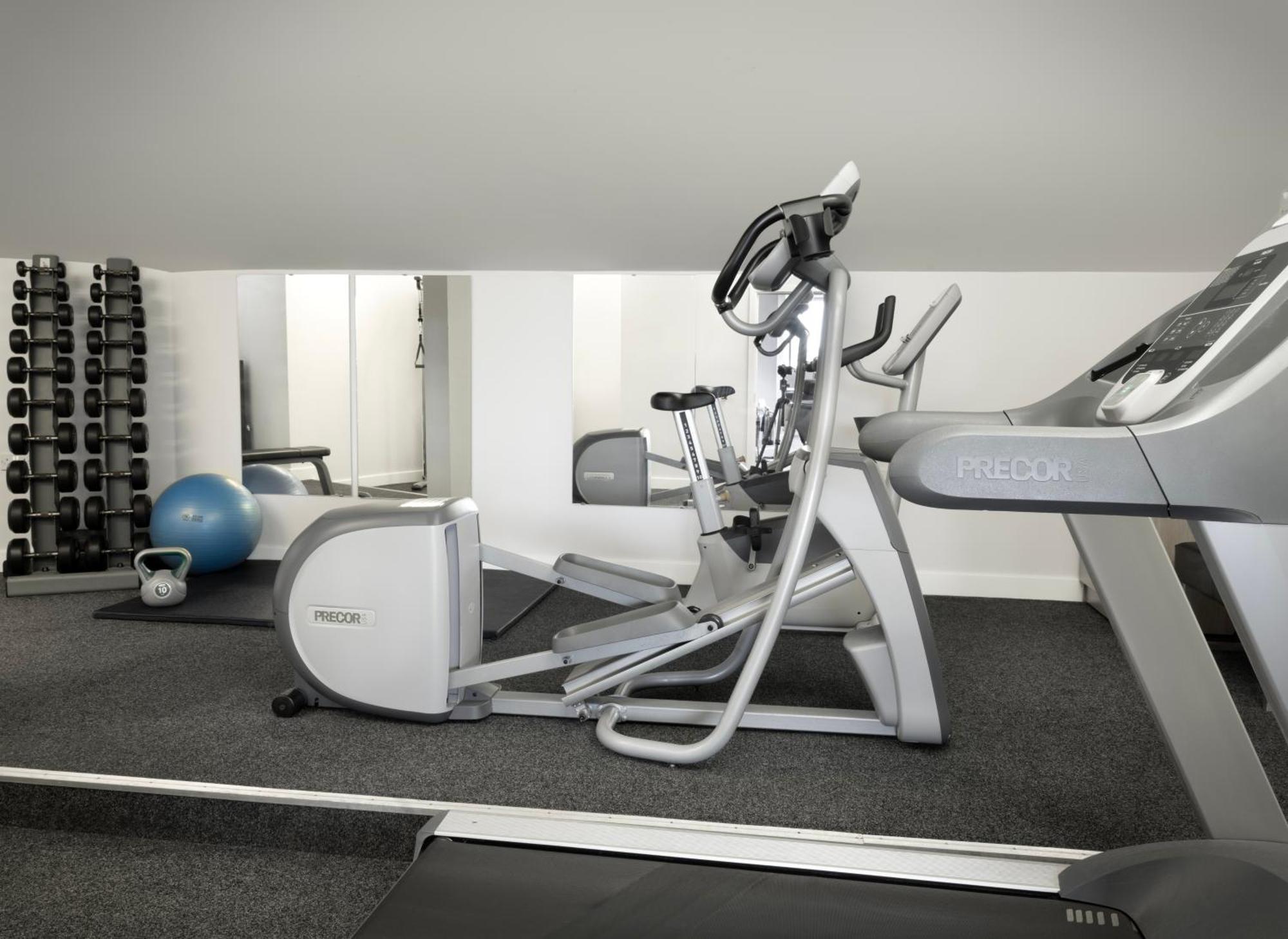 Holiday Inn Huntingdon Racecourse By Ihg Buitenkant foto