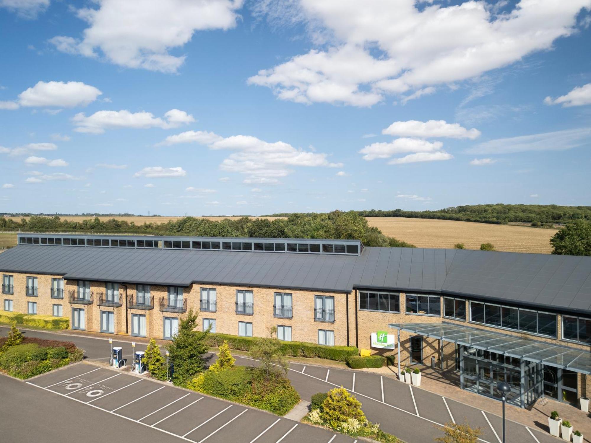 Holiday Inn Huntingdon Racecourse By Ihg Buitenkant foto