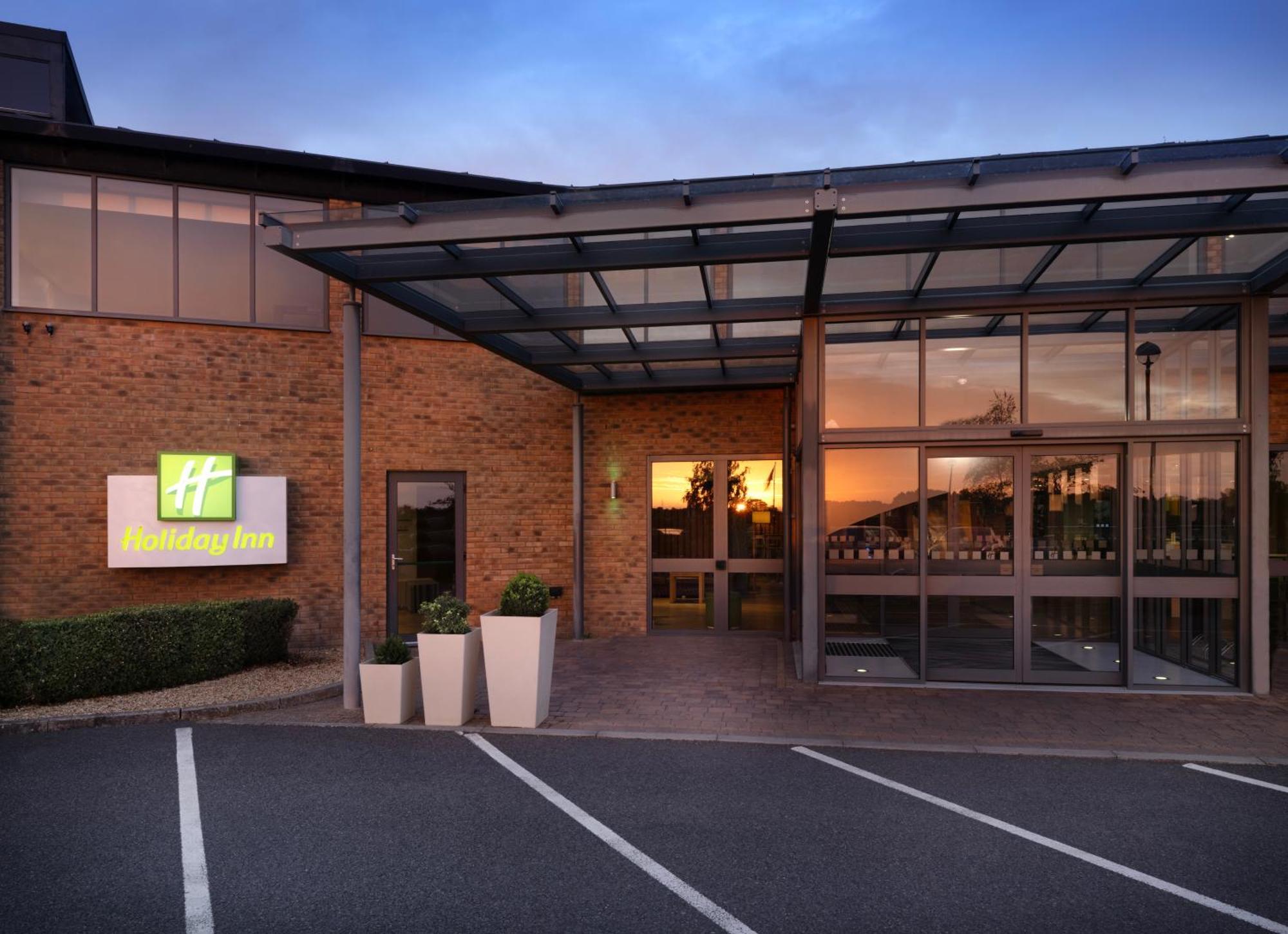Holiday Inn Huntingdon Racecourse By Ihg Buitenkant foto