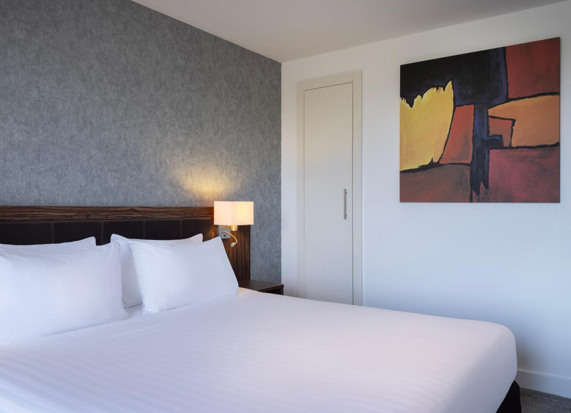 Holiday Inn Huntingdon Racecourse By Ihg Buitenkant foto