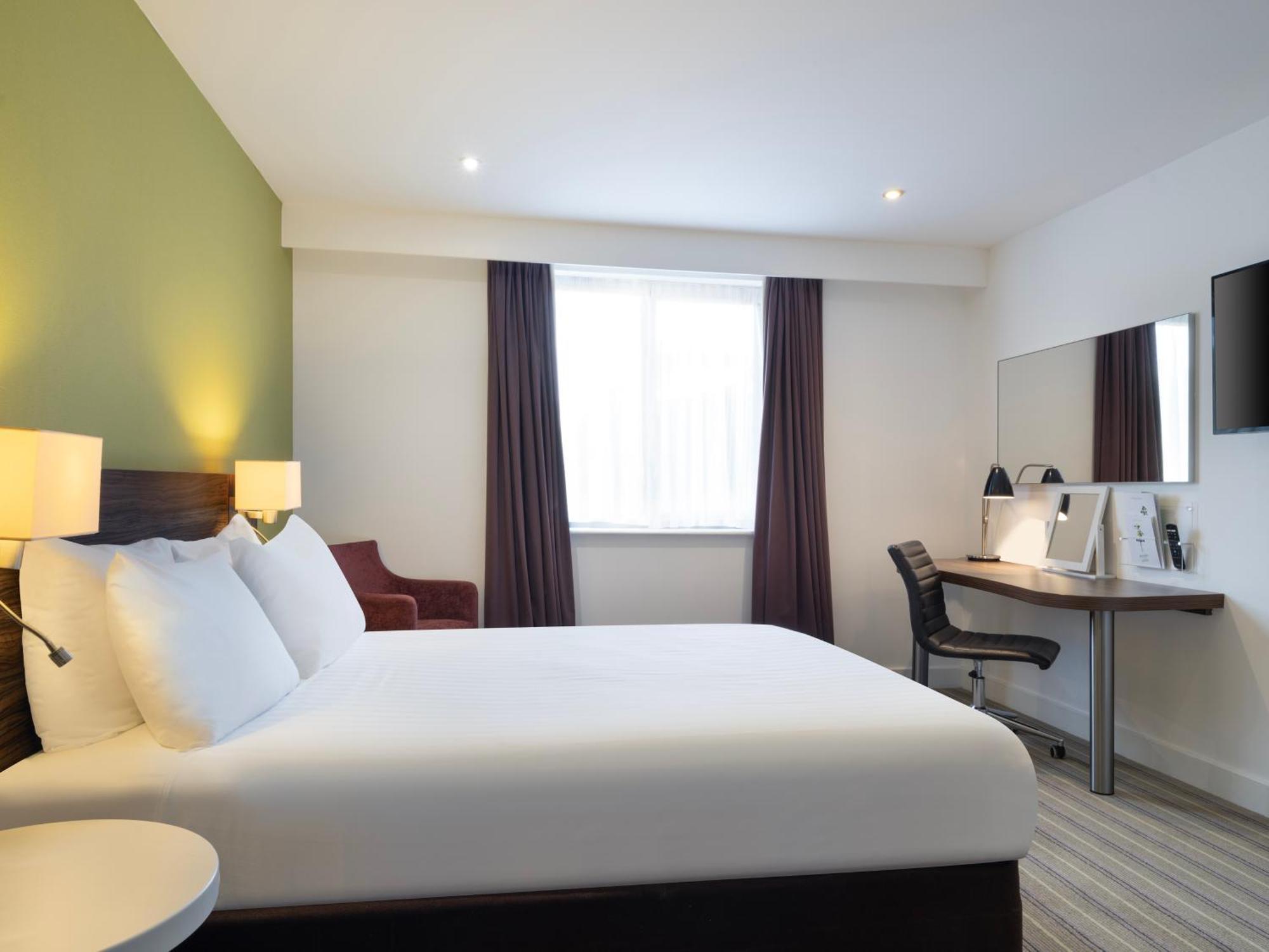 Holiday Inn Huntingdon Racecourse By Ihg Buitenkant foto