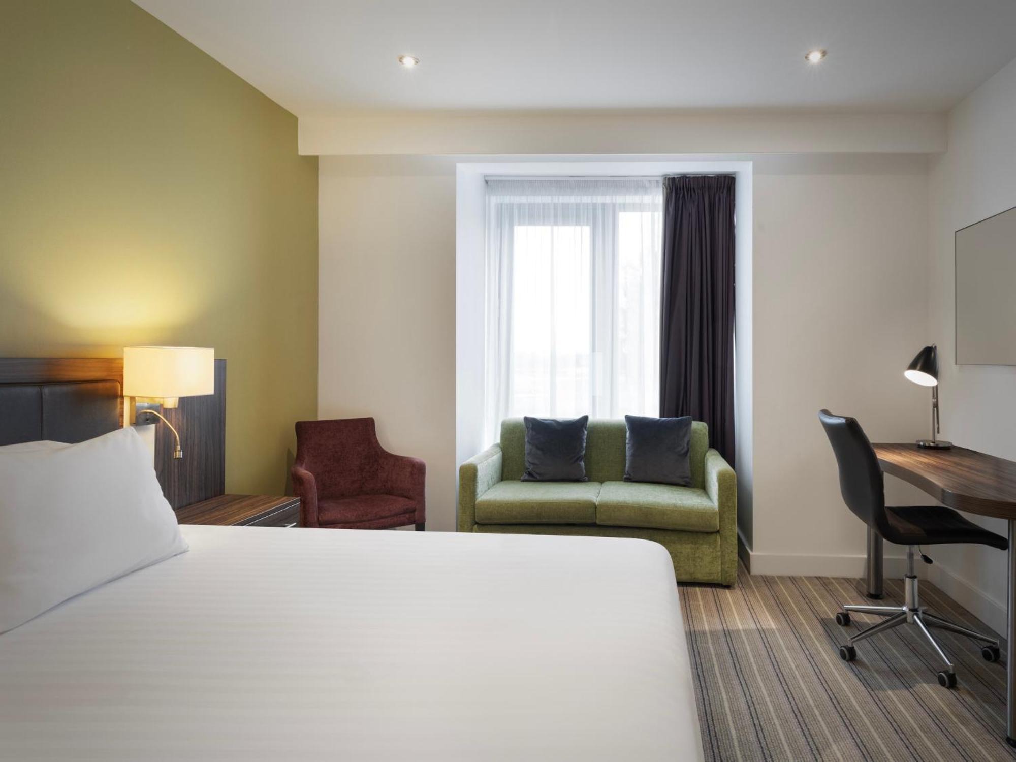 Holiday Inn Huntingdon Racecourse By Ihg Buitenkant foto