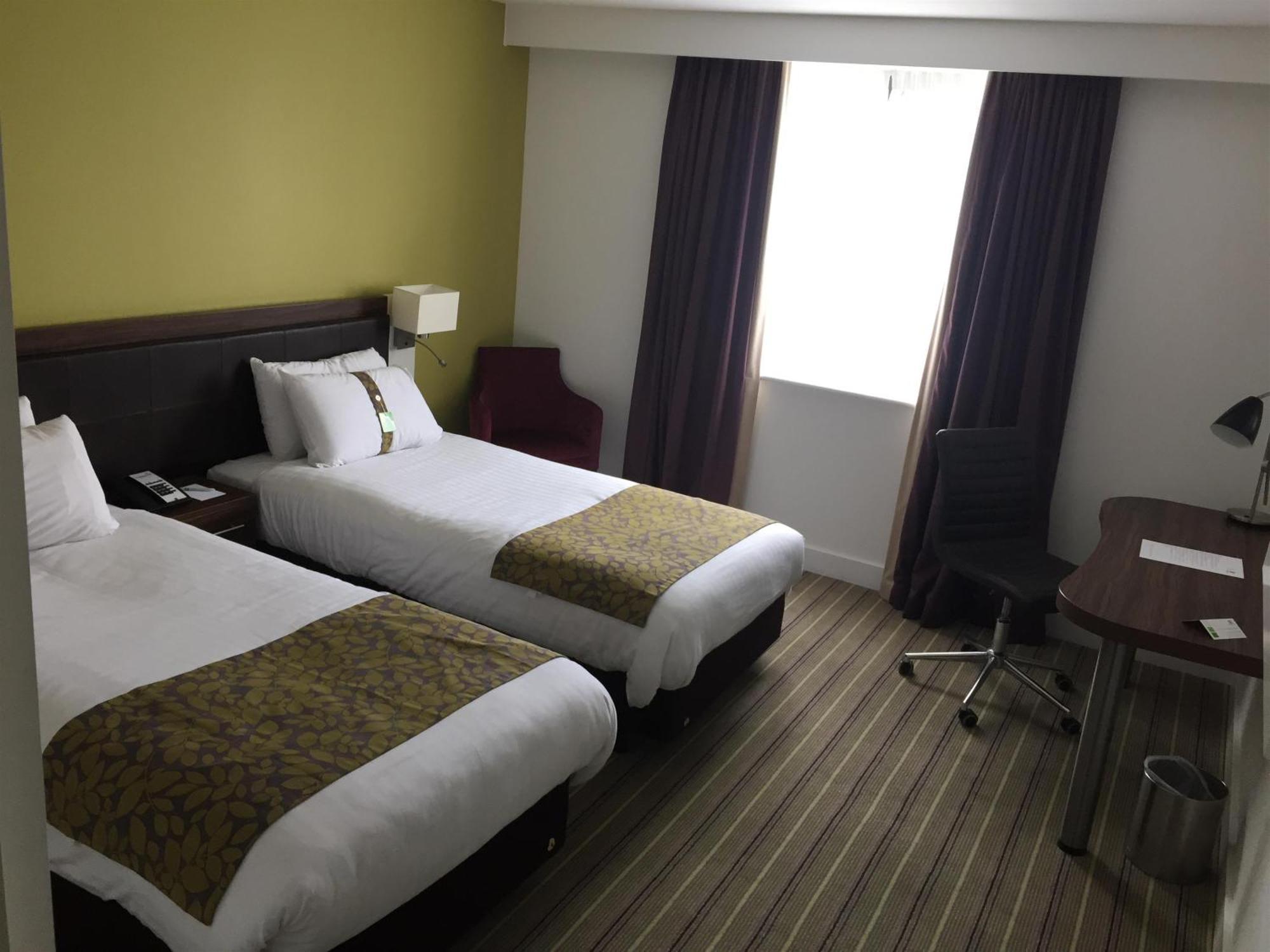 Holiday Inn Huntingdon Racecourse By Ihg Buitenkant foto